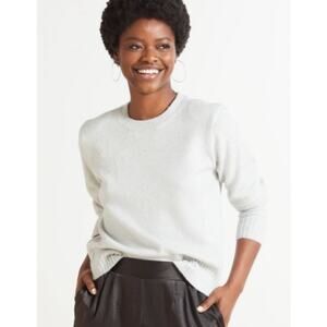 EVEREVE Arianna Lurex Shoulder Pullover Crewneck Sweater in Icicle Grey